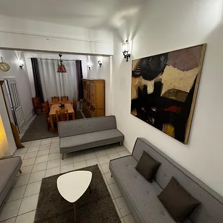 Holiday home Grosszuegiges Haus In Moselnaehe