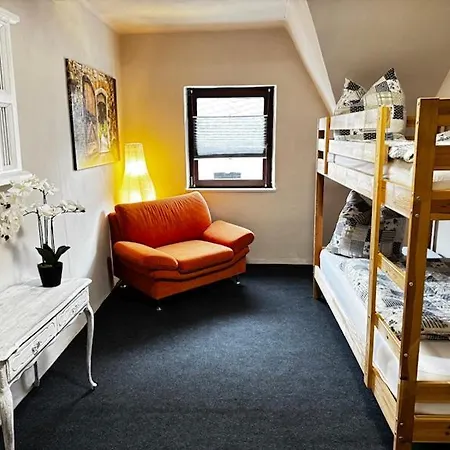 Grosszuegiges Haus In Moselnaehe