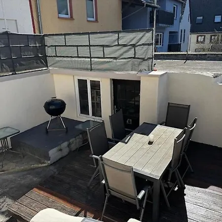度假居 Grosszuegiges Haus In Moselnaehe *