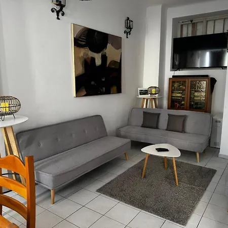 Grosszuegiges Haus In Moselnaehe Hébergement de vacances *