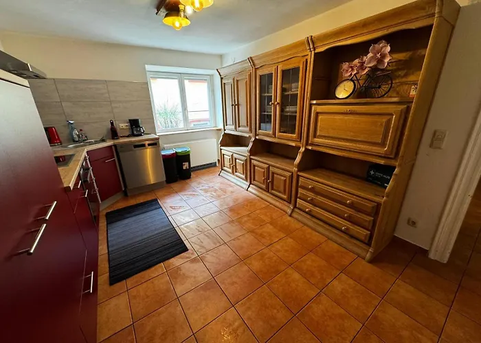 別荘 Grosszuegiges Haus In Moselnaehe ノイマゲン・ダオン