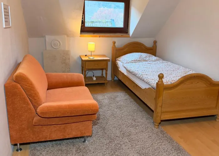 別荘 Grosszuegiges Haus In Moselnaehe ノイマゲン・ダオン