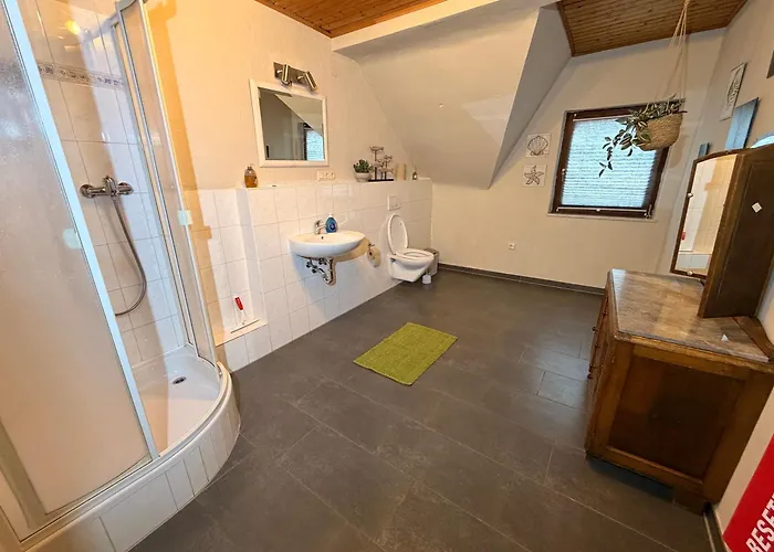 別荘 Grosszuegiges Haus In Moselnaehe